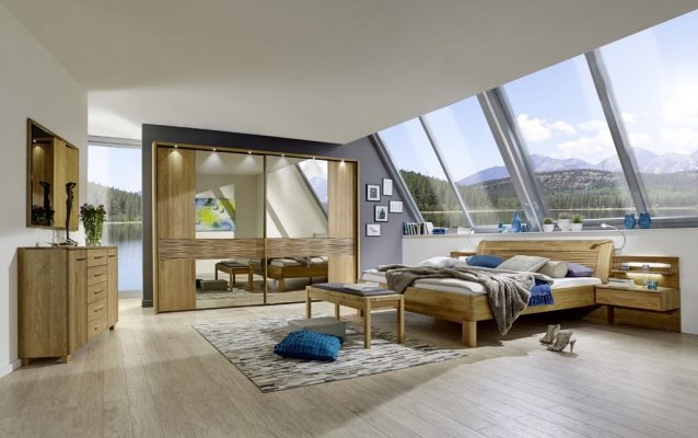 4-Differences-Between-Sliding-and-Hinged-Wardrobes-Dublin--638x400  