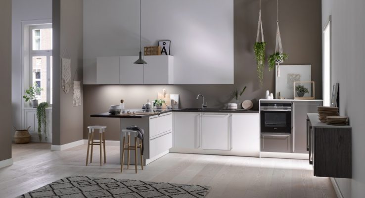 Yunax-Modern-German-Kitchens-29-738x400  