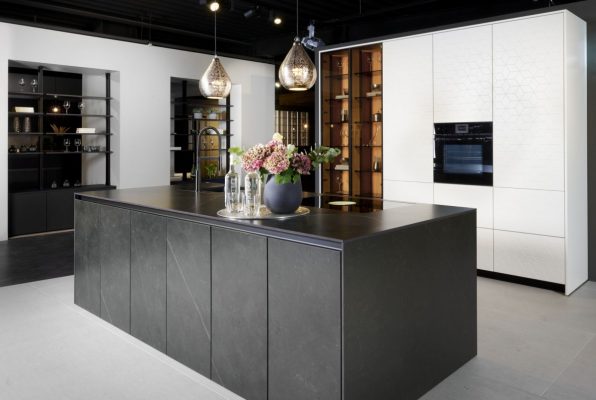 Yunax-Modern-German-Kitchens-63-596x400  